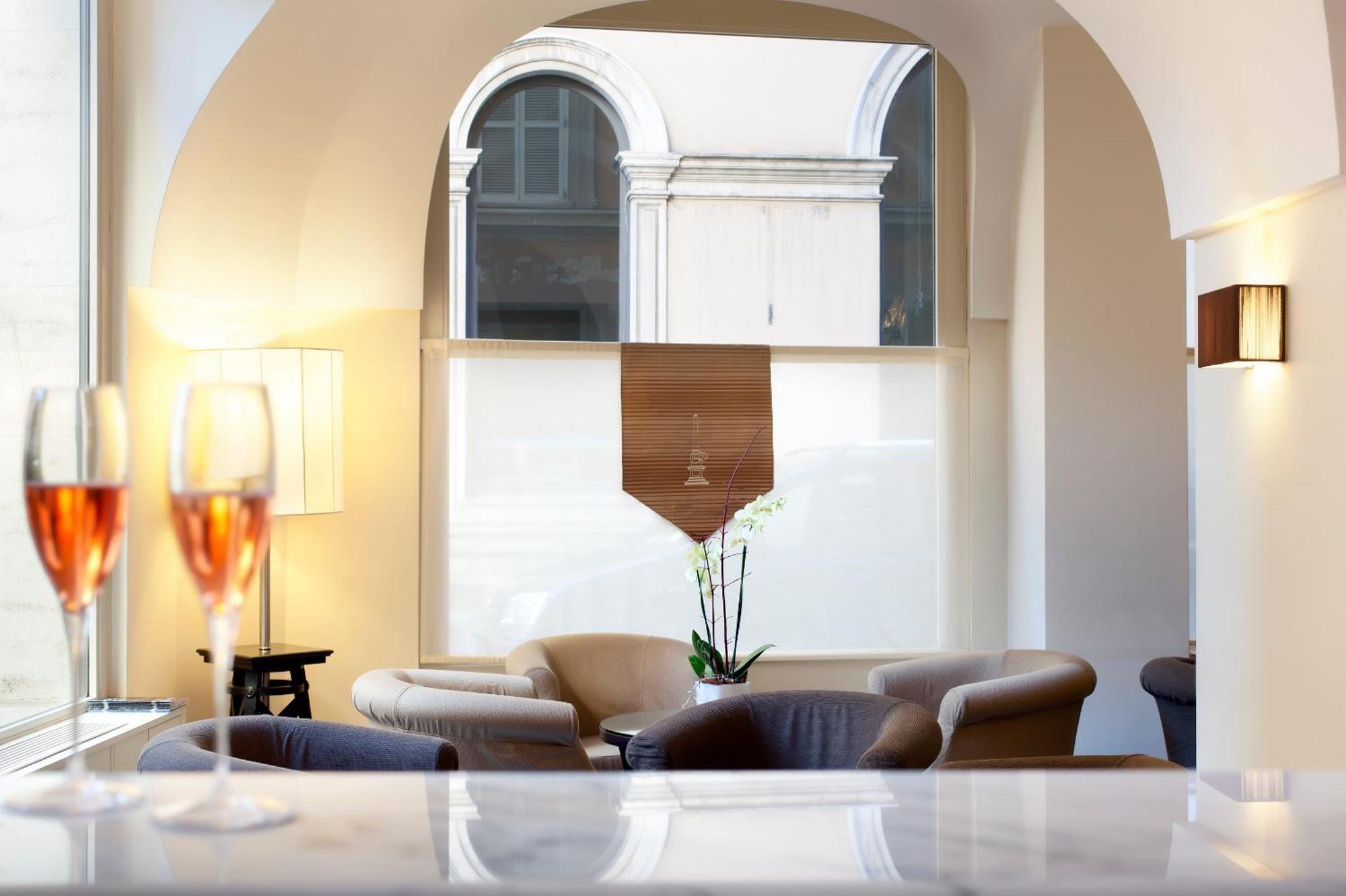 Hotel Albergo Santa Chiara Roma Esterno foto