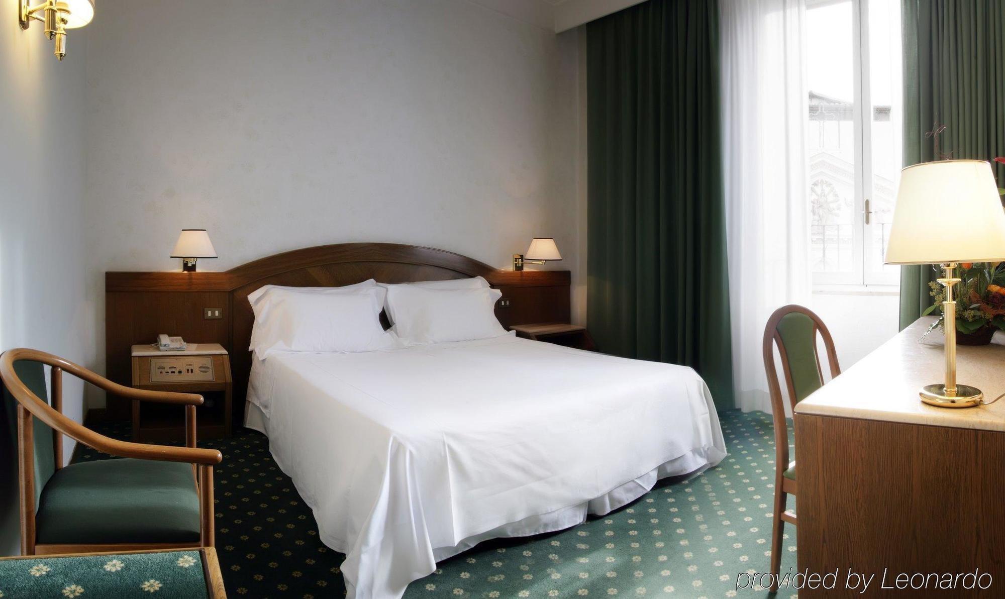Hotel Albergo Santa Chiara Roma Camera foto