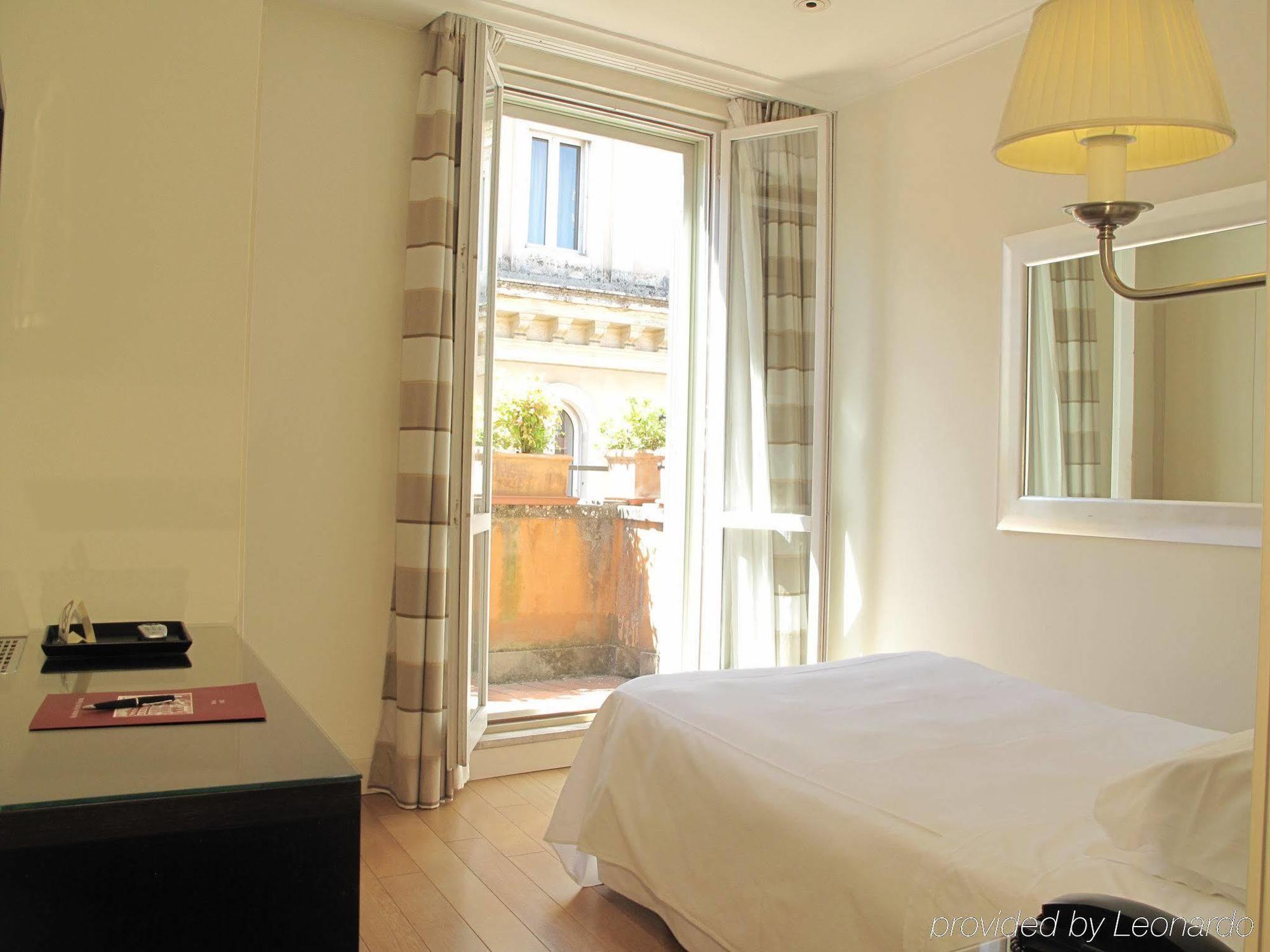 Hotel Albergo Santa Chiara Roma Camera foto