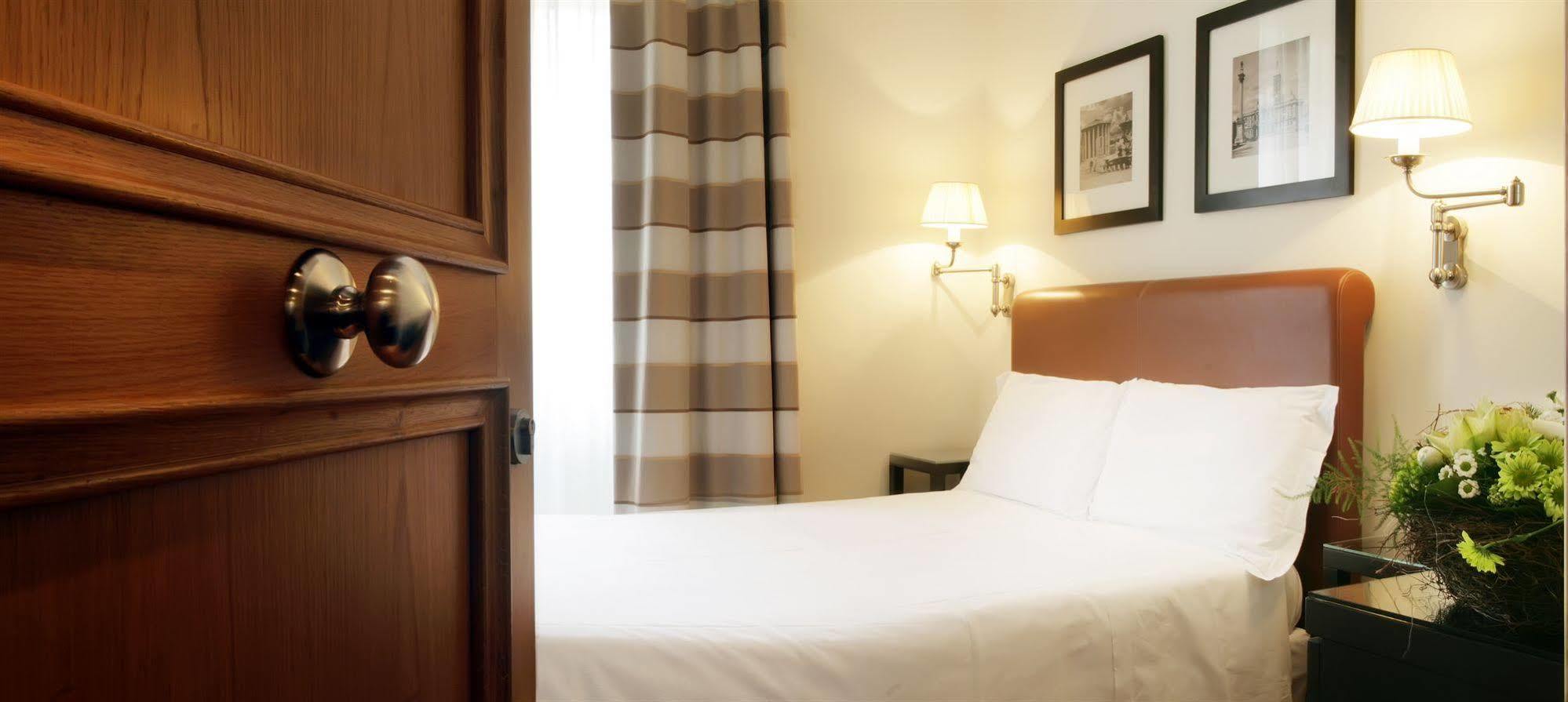 Hotel Albergo Santa Chiara Roma Esterno foto